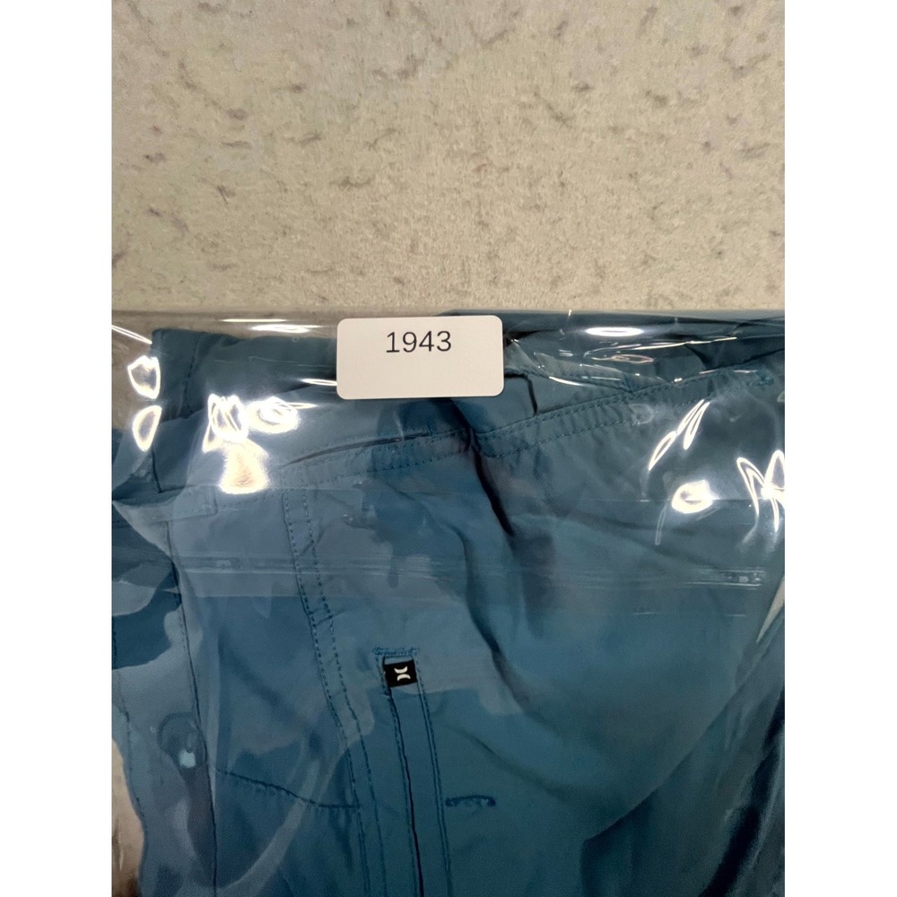 Hurley Hybrid Walk Shorts Mens 34 Light Blue Stretch Mid‎ Rise Performance Golf - Picture 10 of 10